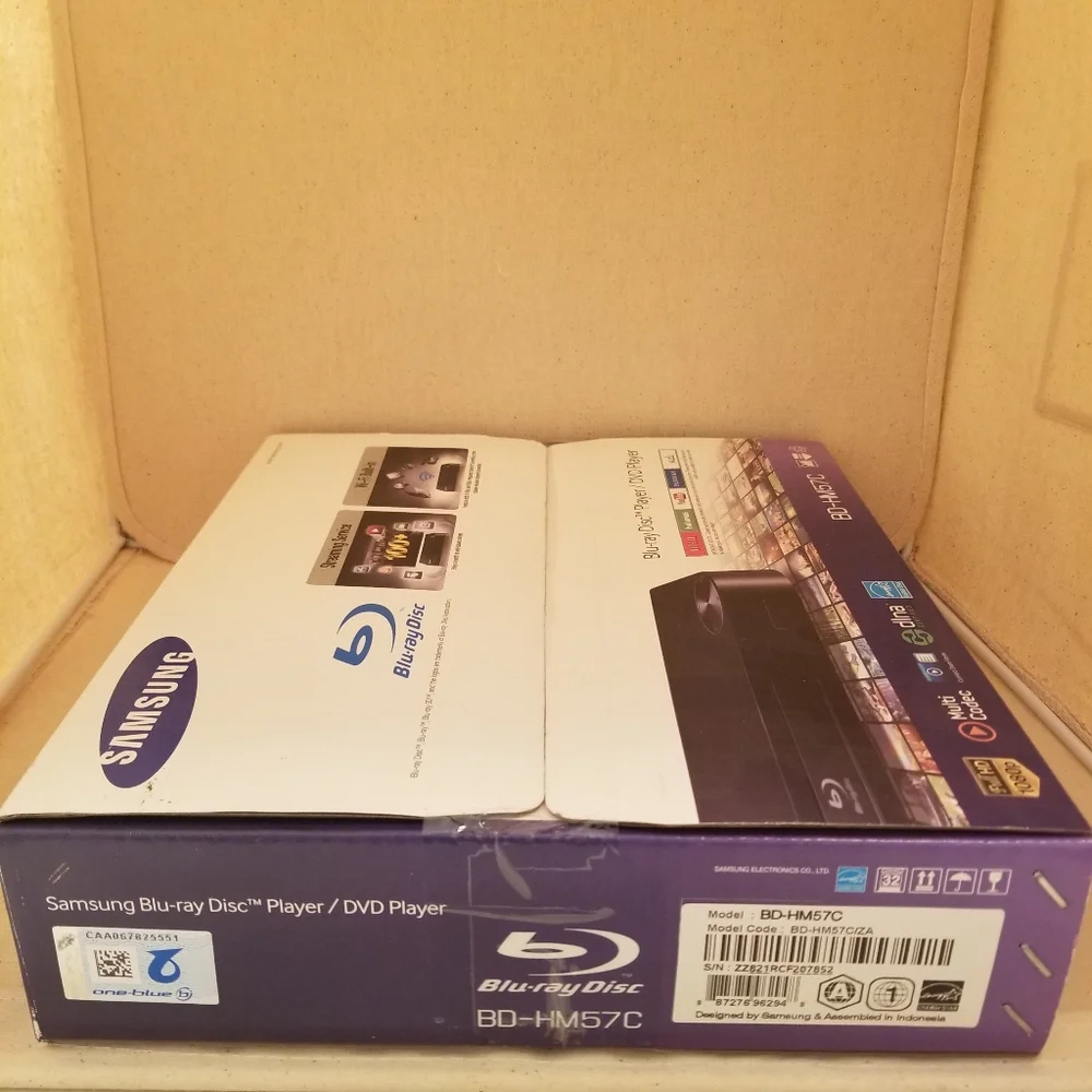 🔻REDUCED❣NIB Samsung Ultimate Streaming Blue Ray Disk DVD Pl Wi-Fi BD-HM57C